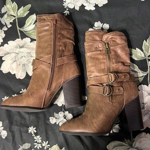 Carlos Santana • NEVER WORN Heeled Boots